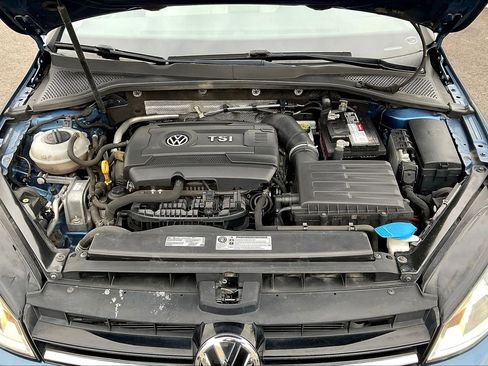 Used 2016 Volkswagen Golf S FWD image 30