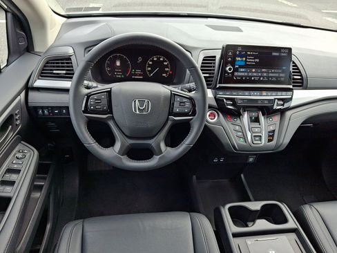 Certified 2026 Honda Odyssey EX-L image 12