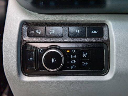 Used 2024 Ford F250 Limited image 19