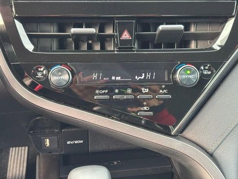 Used 2024 Toyota Camry XLE image 19