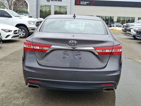 Used 2014 Toyota Avalon Limited image 5