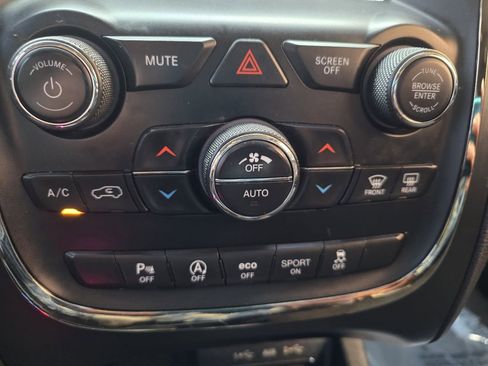 Used 2020 Dodge Durango GT image 33