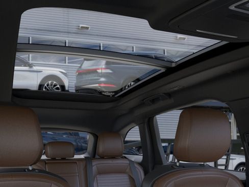 New 2026 Lincoln Nautilus Reserve w/ Jet Appearance Package AWD/4WD image 22