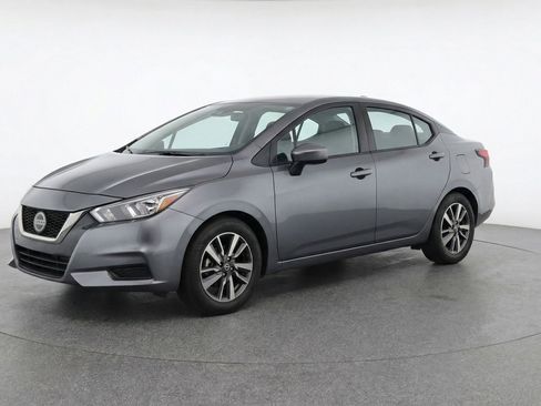 Used 2025 Nissan Versa SV FWD image 3