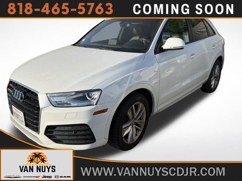 Used 2018 Audi Q3 2.0T Premium w/ Convenience Package image 1