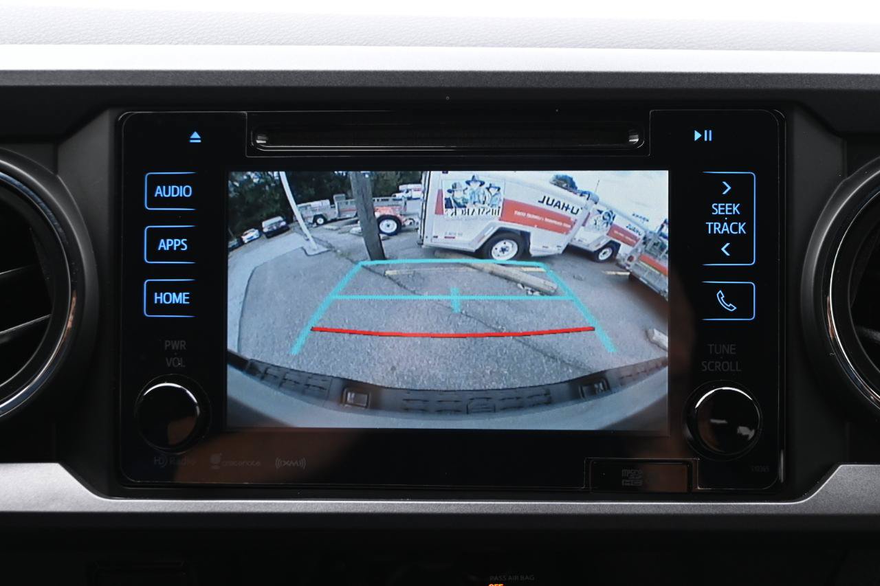 Used 2018 Toyota Tacoma TRD Sport w/ Technology Package AWD/4WD image 33