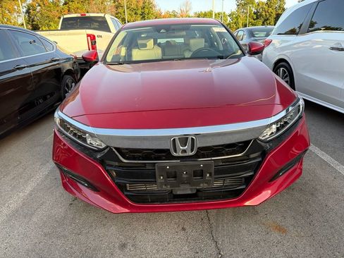 Used 2018 Honda Accord EX image 2