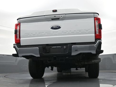 Used 2023 Ford F250 Lariat w/ Lariat Ultimate Package AWD/4WD image 26
