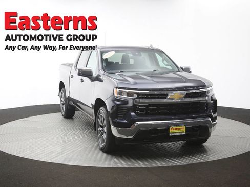 Used 2022 Chevrolet Silverado 1500 LT AWD/4WD image 54