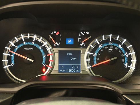 Used 2016 Toyota 4Runner Limited AWD/4WD image 26