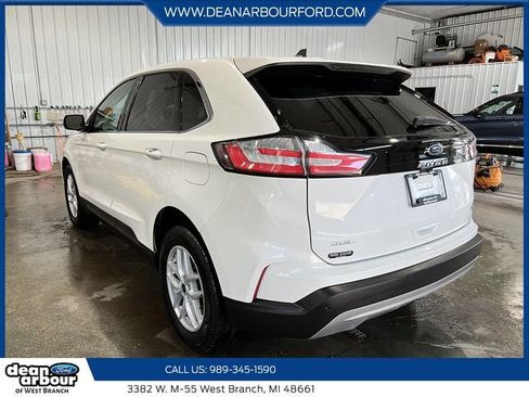 Used 2022 Ford Edge SEL w/ Convenience Package AWD/4WD image 4