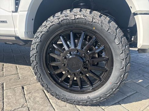 Used 2026 Ford F450 Platinum w/ FX4 Off-Road Package image 5