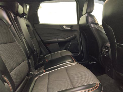 Used 2023 Ford Escape ST-Line AWD/4WD image 19