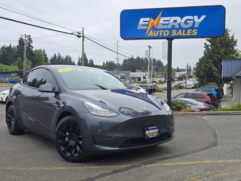 Used 2021 Tesla Model Y Long Range AWD/4WD image 1