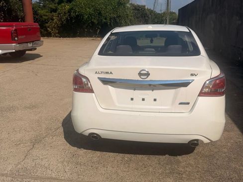 Used 2013 Nissan Altima 2.5 SV w/ 2.5SV Convenience Pkg FWD image 5