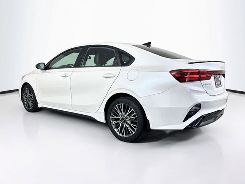 Used 2023 Kia Forte GT-Line w/ GT-Line Premium Package FWD image 3