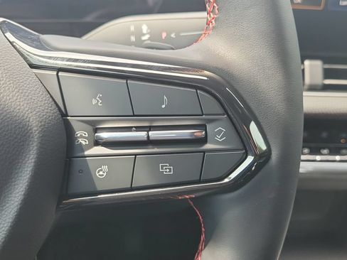 Used 2026 Chevrolet Equinox RS FWD image 22