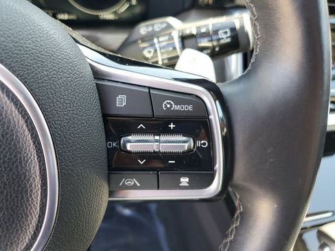 Used 2023 Kia Sorento SX Prestige image 29