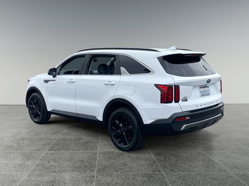 Used 2021 Kia Sorento S AWD/4WD image 3