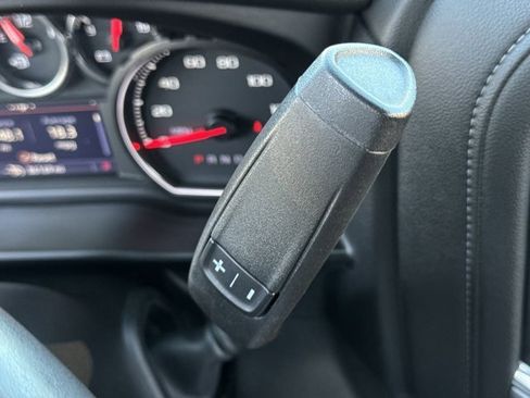 Used 2022 Chevrolet Silverado 1500 LTZ image 21