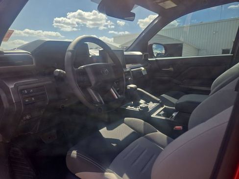 Used 2026 Toyota Tacoma TRD Off-Road AWD/4WD image 10