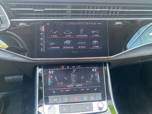 Used 2025 Audi Q7 3.0T Premium w/ Convenience Package image 28