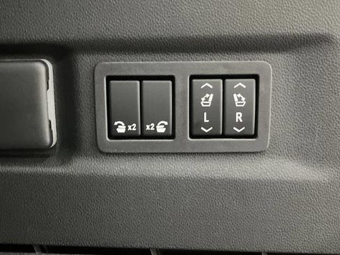 New 2026 Chevrolet Suburban RST w/ RST Capability Package image 17