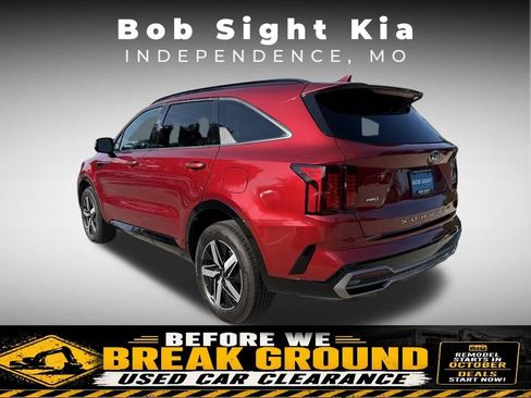 Used 2021 Kia Sorento EX w/ Panoramic Sunroof Package AWD/4WD image 11