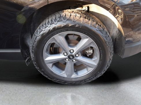 Certified 2022 Ford Edge SEL w/ Sport Appearance Package image 7