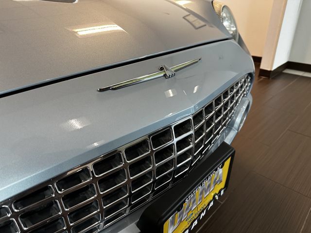 Used 2004 Ford Thunderbird RWD image 10