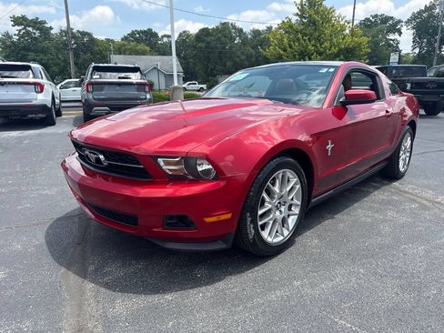 Used 2012 Ford Mustang Premium RWD image 2