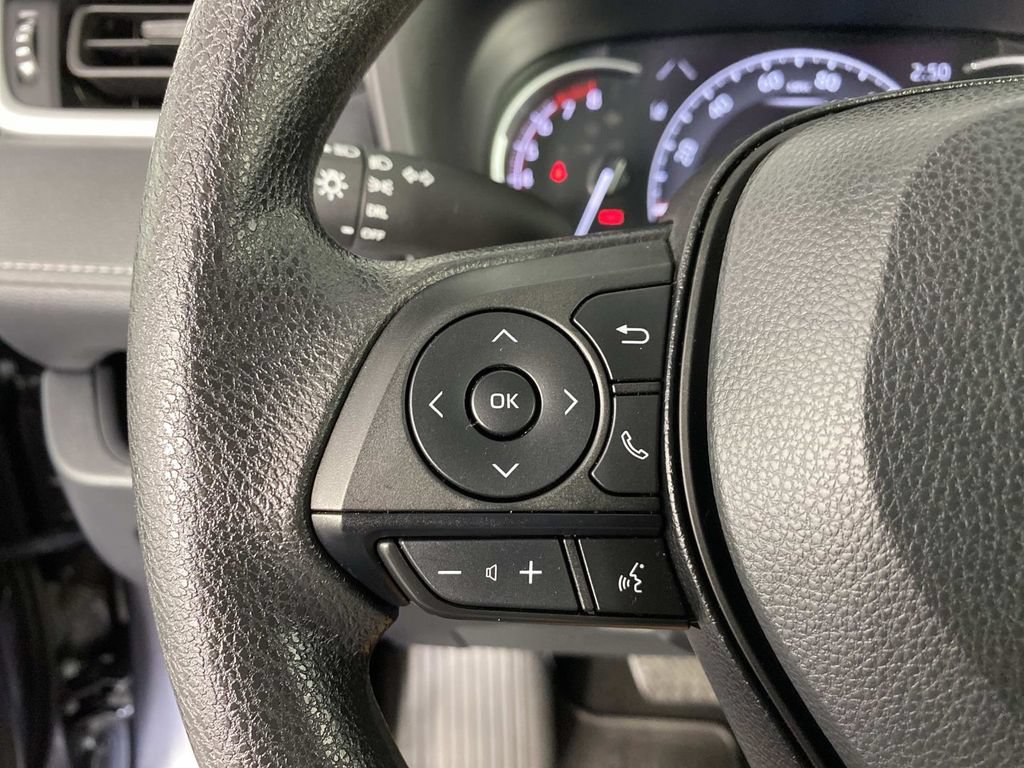 Used 2024 Toyota RAV4 LE AWD/4WD image 15