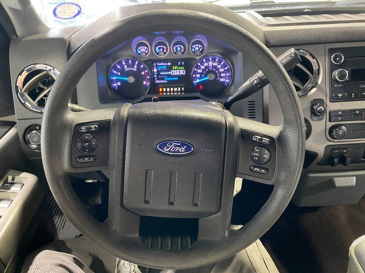 Used 2014 Ford F250 XLT w/ XLT Premium Package AWD/4WD image 19