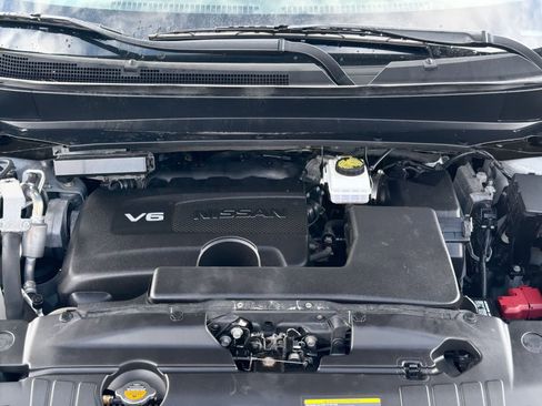 Used 2020 Nissan Pathfinder S image 15