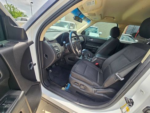 Used 2014 Ford Flex SE FWD image 9