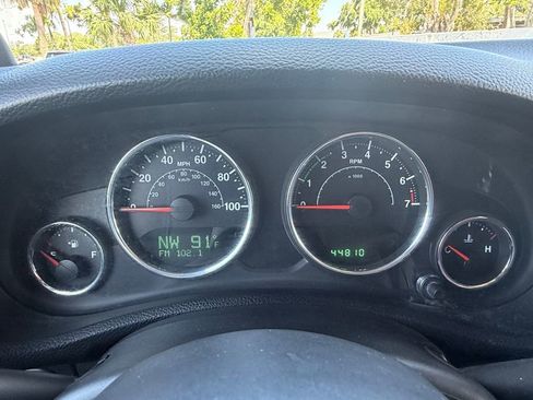Used 2013 Jeep Wrangler Rubicon AWD/4WD image 14