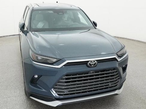 New 2026 Toyota Grand Highlander AWD Hybrid image 14