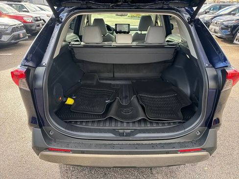 Used 2025 Toyota RAV4 Limited image 7
