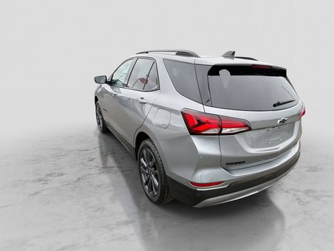Used 2023 Chevrolet Equinox RS w/ LPO, Floor Liner Package AWD/4WD image 5