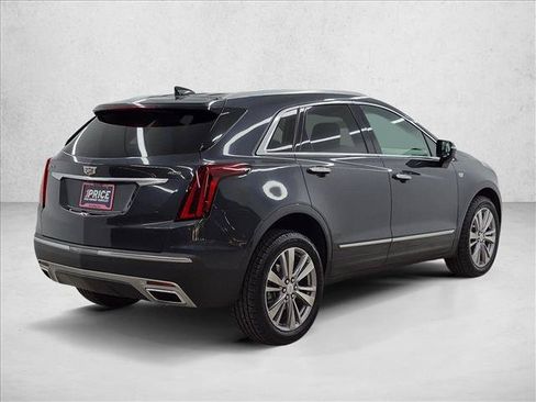 Used 2023 Cadillac XT5 Premium Luxury w/ Technology Package FWD image 5