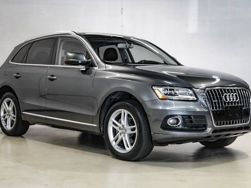 Used 2017 Audi Q5 2.0T Premium Plus w/ Technology Package image 9