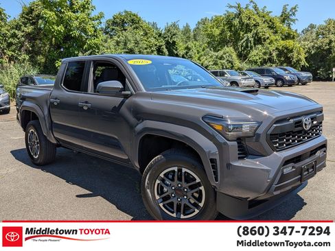 Certified 2025 Toyota Tacoma TRD Sport AWD/4WD image 1