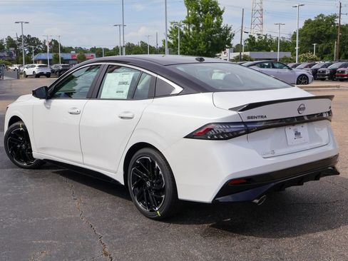 New 2026 Nissan Sentra SR FWD image 2