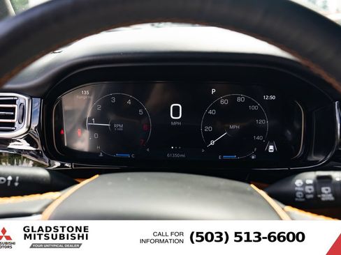 Used 2022 Jeep Grand Wagoneer Series III w/ Rear Seat Video Group 1 AWD/4WD image 12