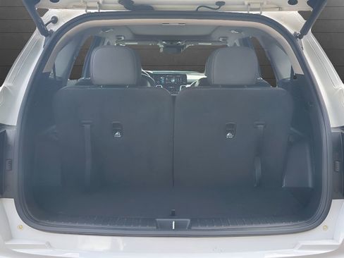 Used 2023 Kia Sorento SX image 7