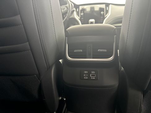 Used 2024 Subaru Outback Onyx Edition AWD/4WD image 21