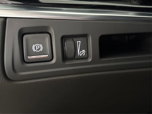 New 2025 Cadillac XT6 Premium Luxury image 18