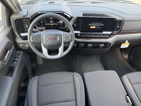 New 2026 GMC Sierra 1500 SLE w/ Preferred Package image 15