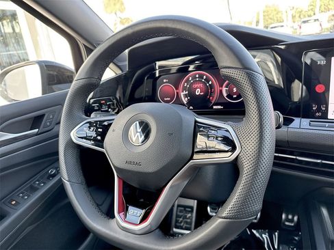 Used 2022 Volkswagen GTI SE image 54