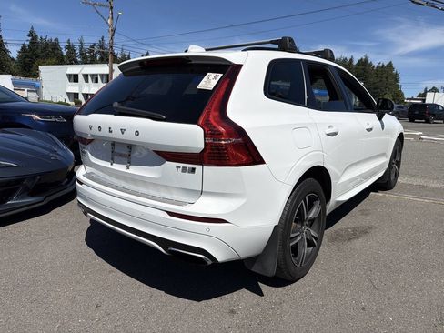 Used 2020 Volvo XC60 T5 R-Design w/ Protection Package AWD/4WD image 3